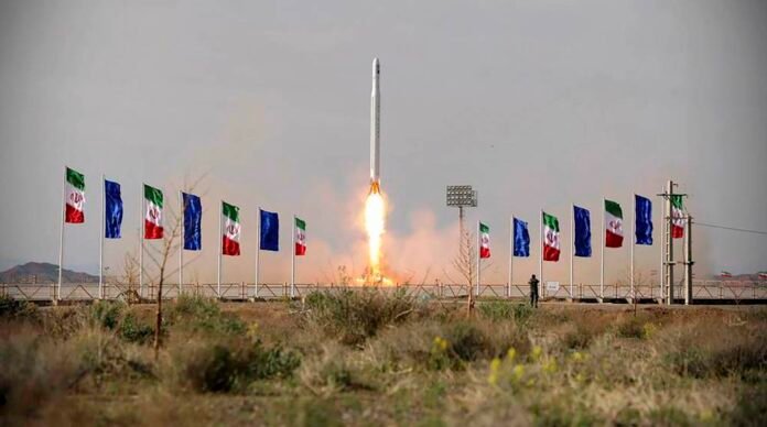 Aur Sunao - Iran Will Launch Two Communications Satellites Into Space In March